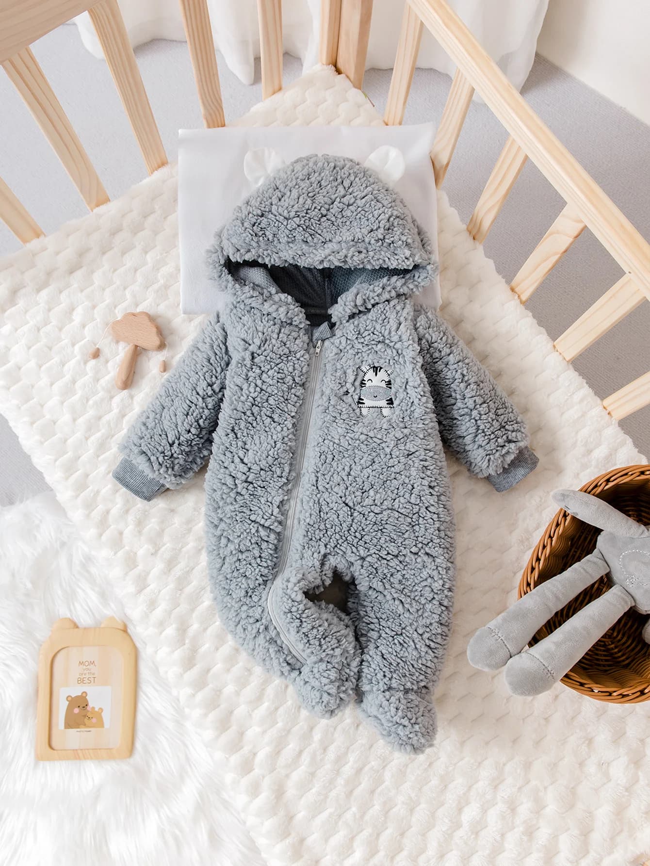Bambino autunno inverno peluche vestito strisciante cartone animato toro design morbido e caldo sensazione avvolgente simile alla nuvola per neonati