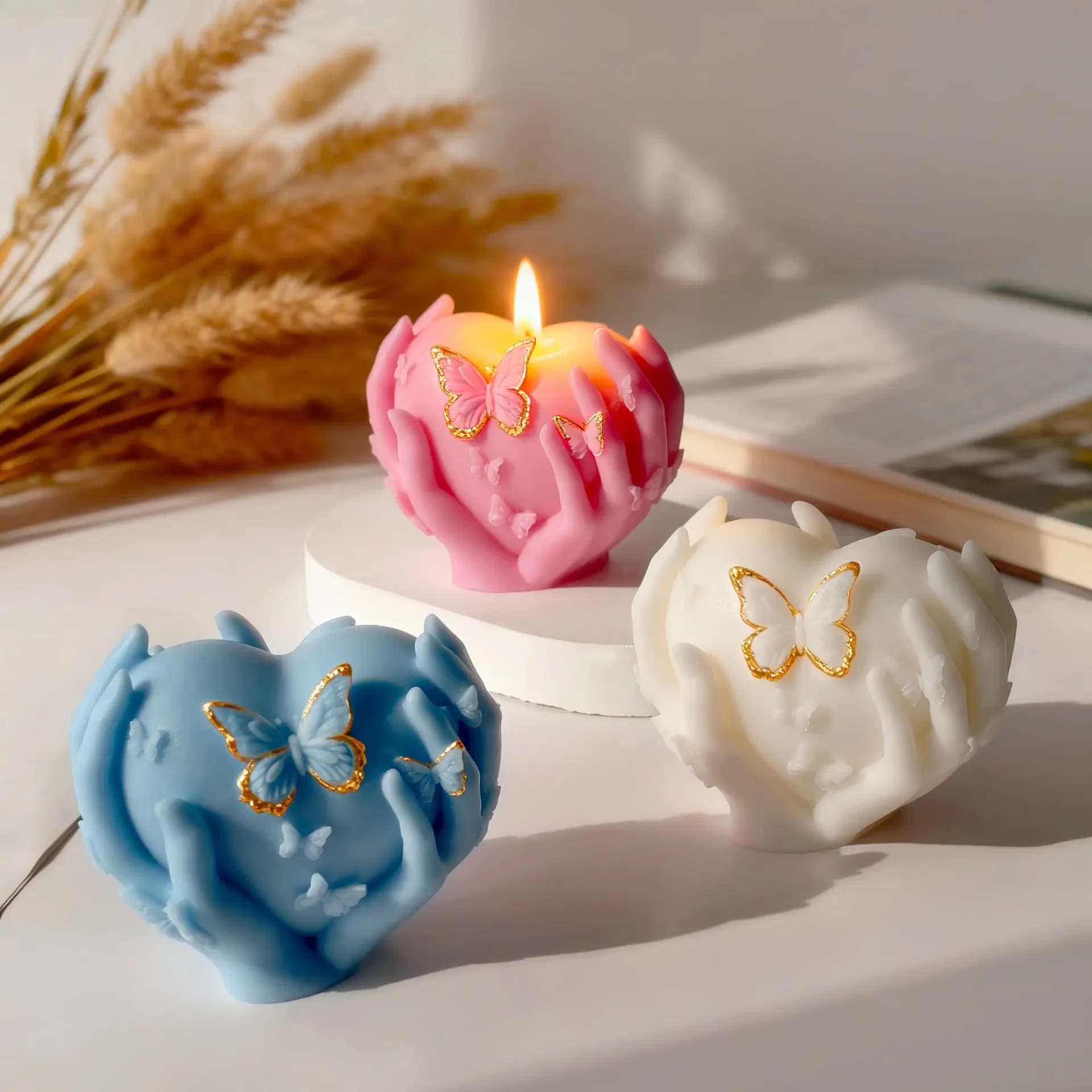 Stampo in Silicone Premium Fai-da-Te a Forma di Cuore con Mani che si Tengono, Decorazione in Gesso a Forma di Farfalla per San Valentino, per Realizzazione di Saponi e Candele
