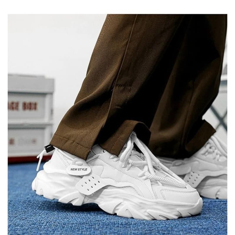 Men's Chunky Sneakers Thick Bottom Lace Up Breathable Vulcanize Shoes Man Autumn Running Sports Shoes Men Casual Non-slip Shoes