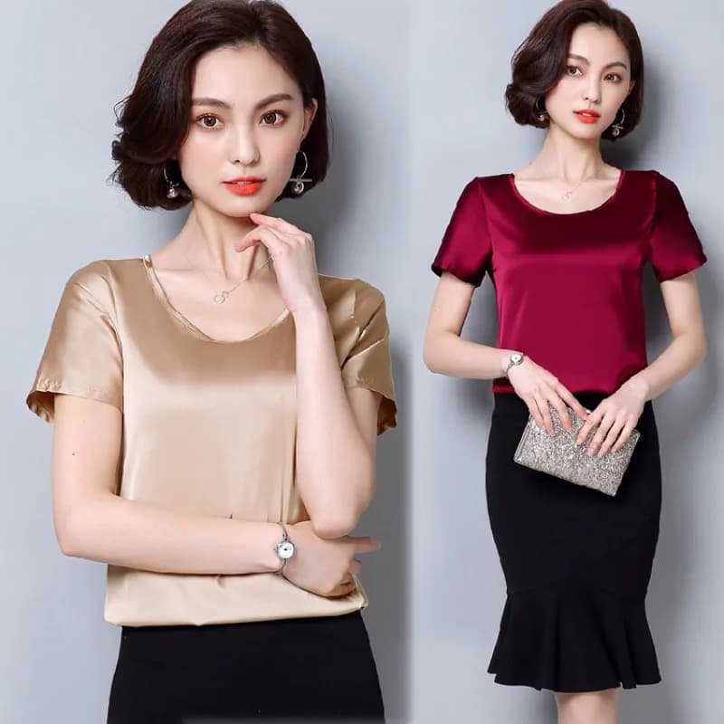 Nuovo abbigliamento esterno in seta girocollo con fionda top in raso a maniche corte T-shirt elasticizzata camicia con fondo di grandi dimensioni da donna