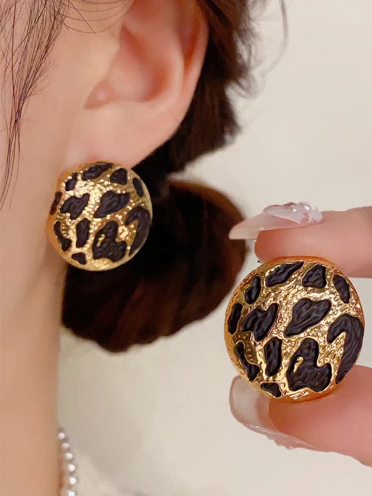 Fashionable Geometric Leopard Print Earrings for Women Elegant Cool Style Autumn Winter New Arrival Luxury Hepburn Style