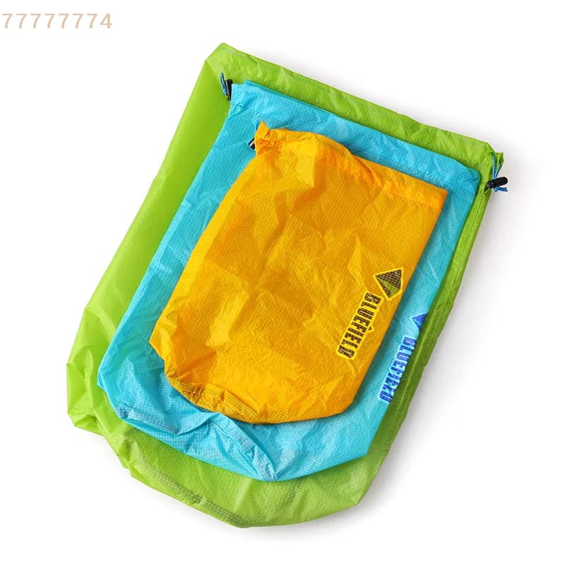Borsa impermeabile in nylon con coulisse Borsa portaoggetti a secco per esterni Borsa da viaggio con coulisse per picchetti da tenda Pesca Rafting Nuoto