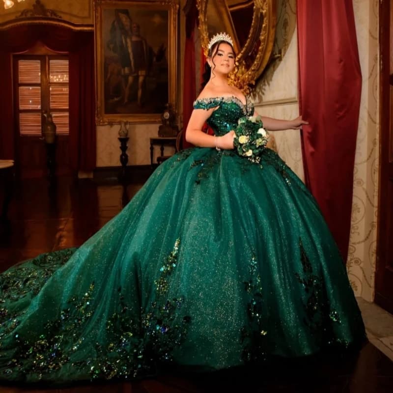 Abiti Quinceanera lucidi verde scuro con spalle scoperte Applique in pizzo con perline di cristallo Tull Party Compleanno Sweet 16 Dress Vestidos