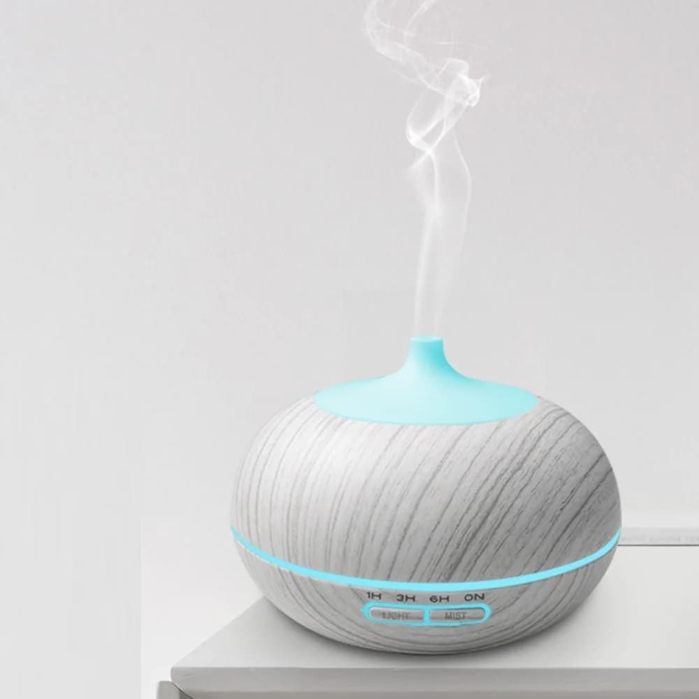 Diffusore di Aromi Ultrasonico Intelligente 550ml, Design in Legno, Umidificatore d'Aria con Telecomando, 7 Colori LED, Bonus 6 Oli Essenziali