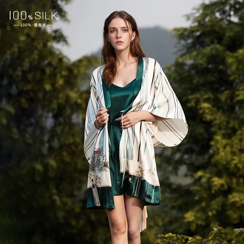Printed 19MM 100% Mulberry Silk Night Shirt Bathrobe Set 2 pieces Sexy Night Shirt Night Chemise Kimono Nightwear Set PJS