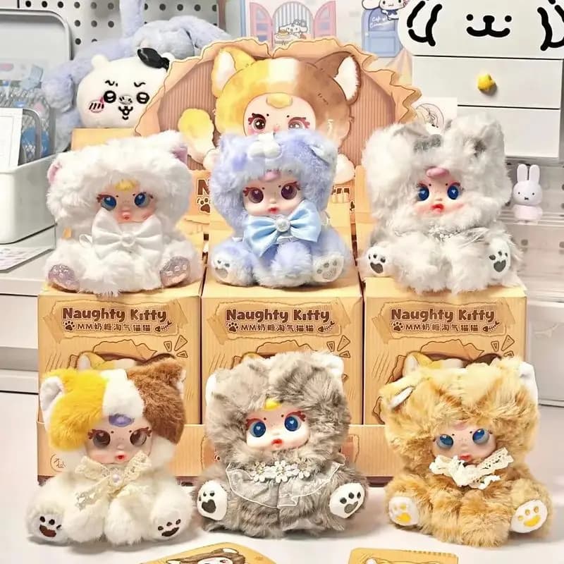 2025 MM Caramelle al latte Naughty Kitty Doll Series Scatola cieca Mostra Nuovo stile Coda girevole con ciondolo a orologeria Regalo a sorpresa