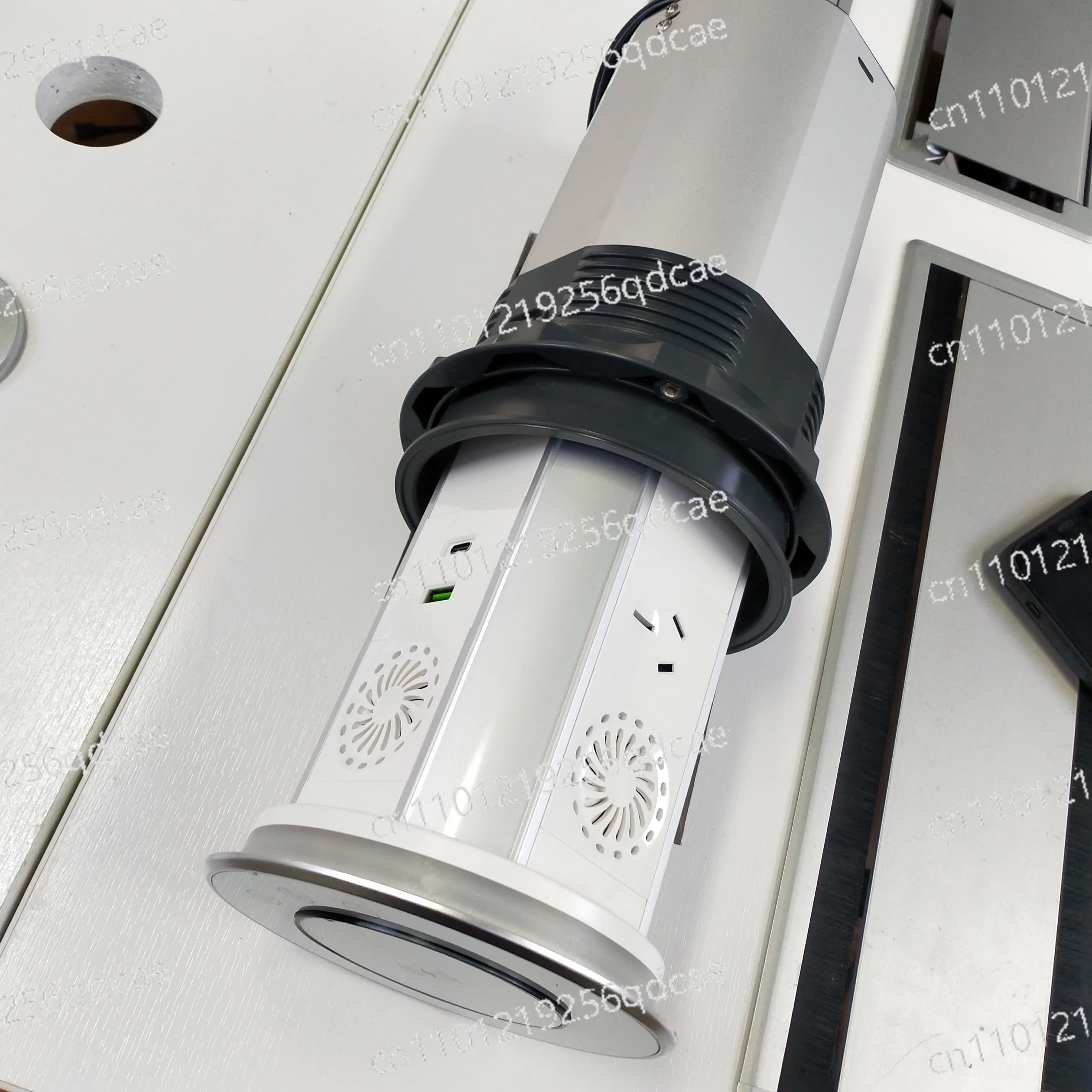 Presa Elettrica Standard AU IP65 da Incasso per Piano di Lavoro con Altoparlante Motorizzato Pop-up Wi-Fi, Porta USB-C e Caricatore Wireless