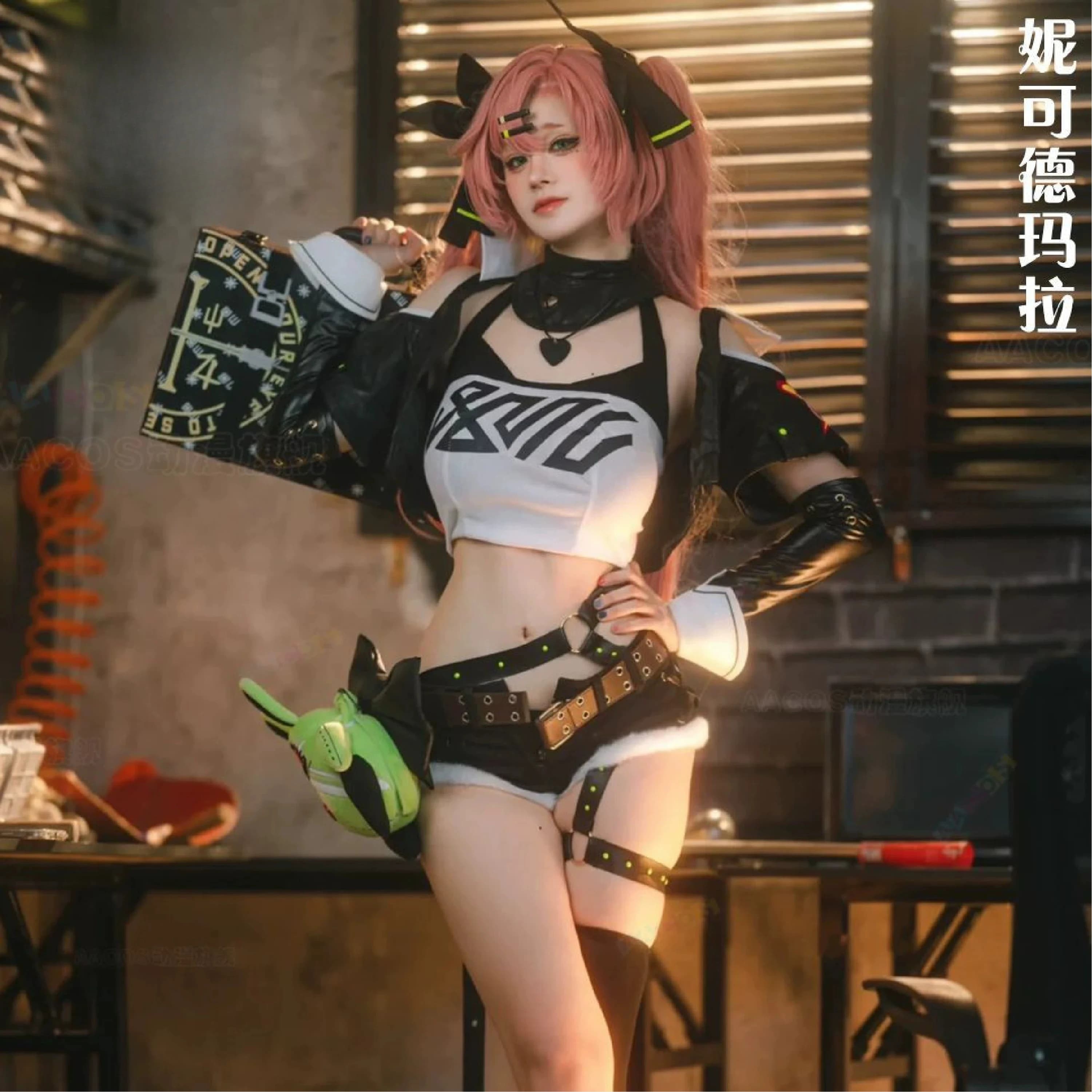 Zenless Zone Zero Nicole Demara Cosplay Costume Full Set, Cunning Hares Outfit with Plush Doll Accessories for Women Comic Con