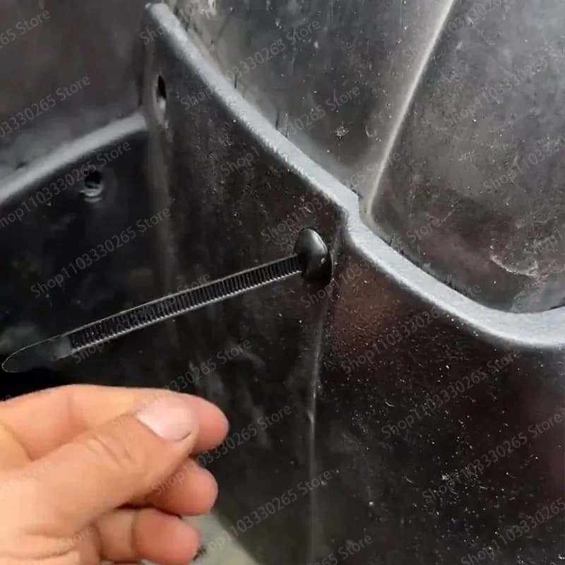 Fibbia per fascette per cavi universale per autoveicoli che fissa attraverso la piastra di base per la fissaggio del perno, parti di fissaggio in plastica con fibbia per fascette per cavi