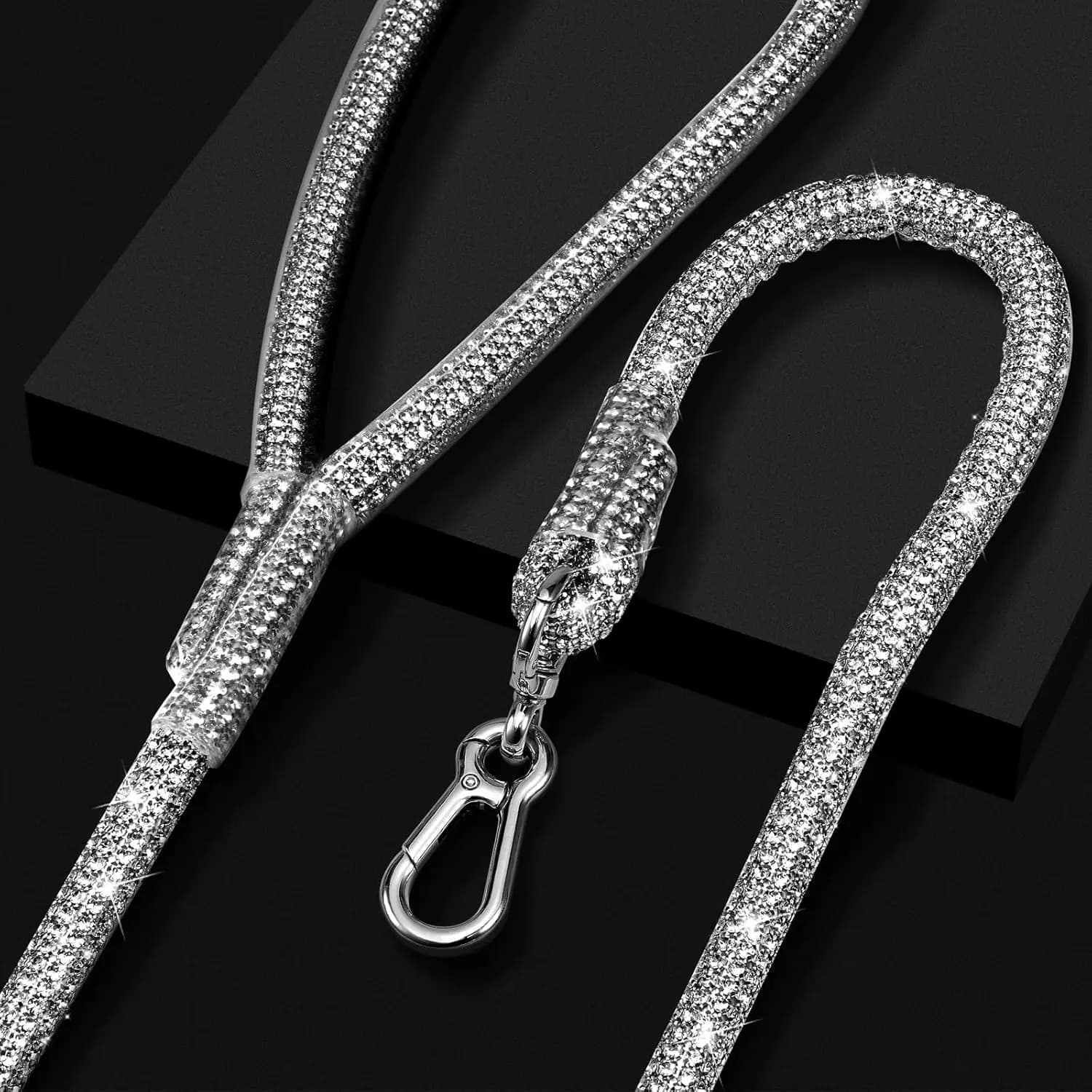 Elegante Guinzaglio per Cani con Strass, Design Completamente Diamantato da 43 Pollici per Matrimoni e Passeggiate Quotidiane