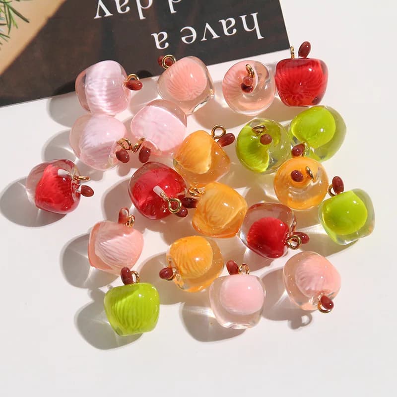 Fresco Nuovo Simulazione Frutta Forma di Mela Resina Gioielli Ciondolo Pendenti e Ciondoli Misura Ragazze Collana Orecchino Ornamento Accessorio 15*18mm 20 pz