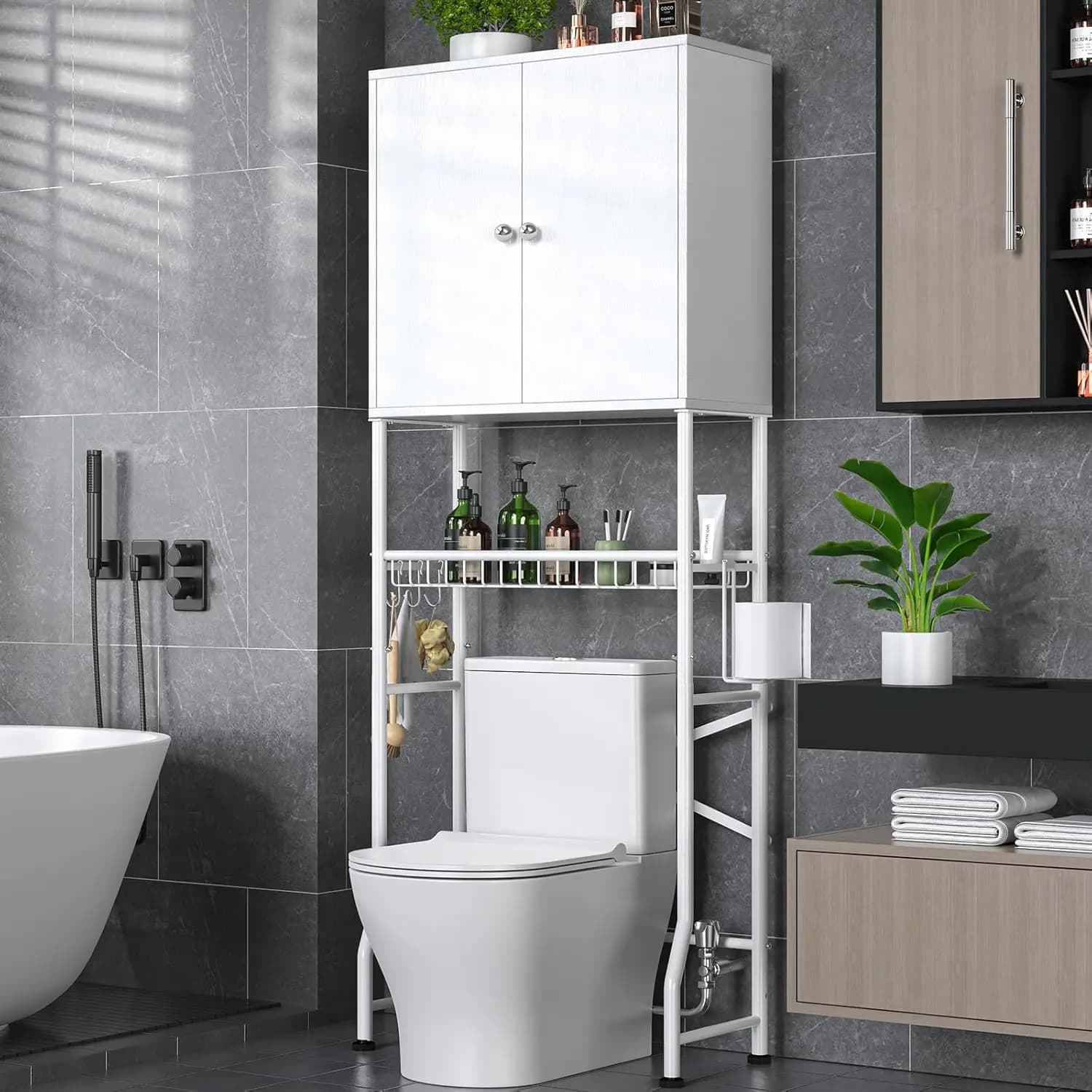 Mobiletto Salvaspazio da Bagno Sopra il WC, Scaffale Organizzatore a 2 Ante, Autoportante, Resistente all'Acqua, Bianco