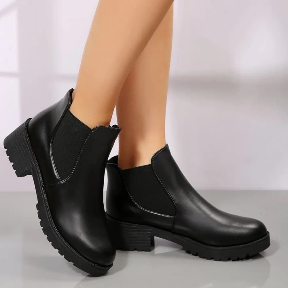 Summer New Women's Fashion Short Boots High Heels Round Head Fashion Boots Casual Versatile Women's Shoes