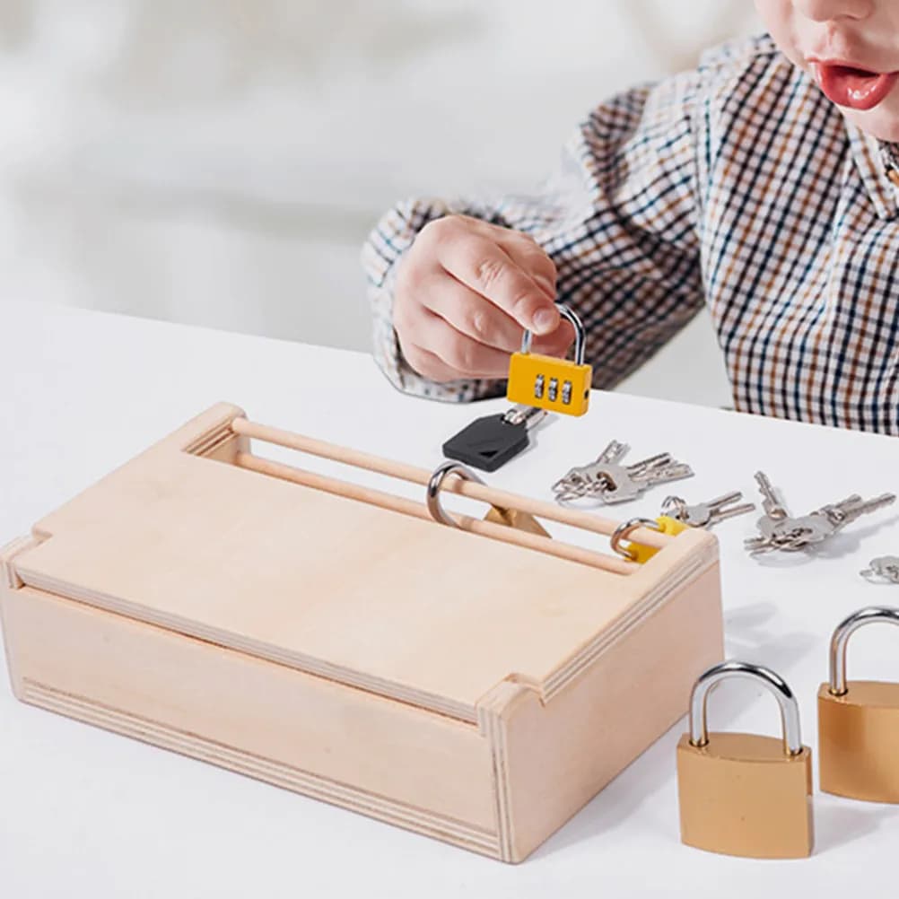 Set Educativo per Bambini con Serratura e Chiavi, Gioco in Legno con Chiavi Colorate per lo Sviluppo della Coordinazione Occhio-Mano