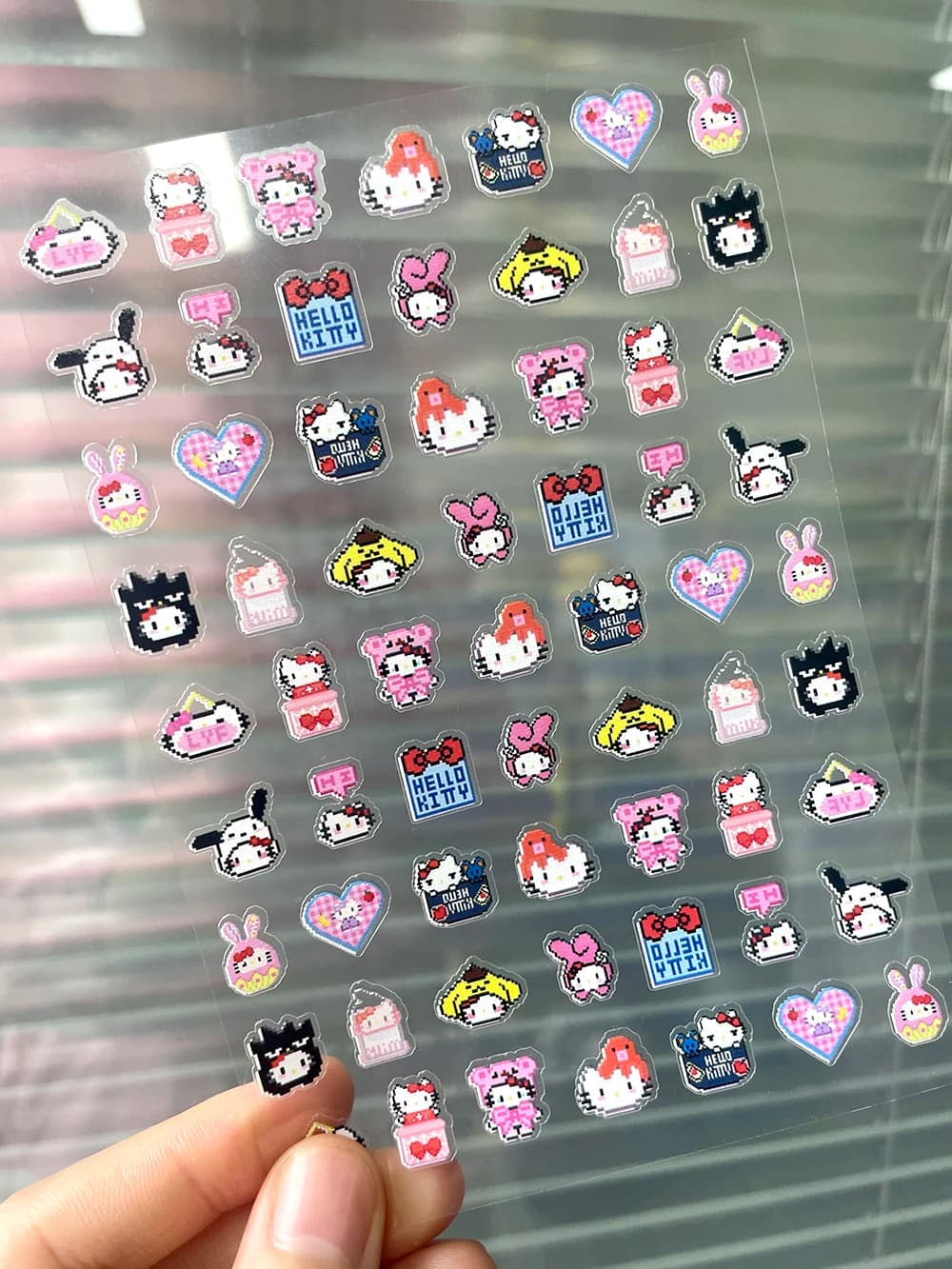 Pvc Mini Pixel Art Style Hellokitty My Melody Kuromi Adesivi Nail Art Impermeabile Fai da te Cassa del telefono Tazza Tastiera Cap Adesivi Regali