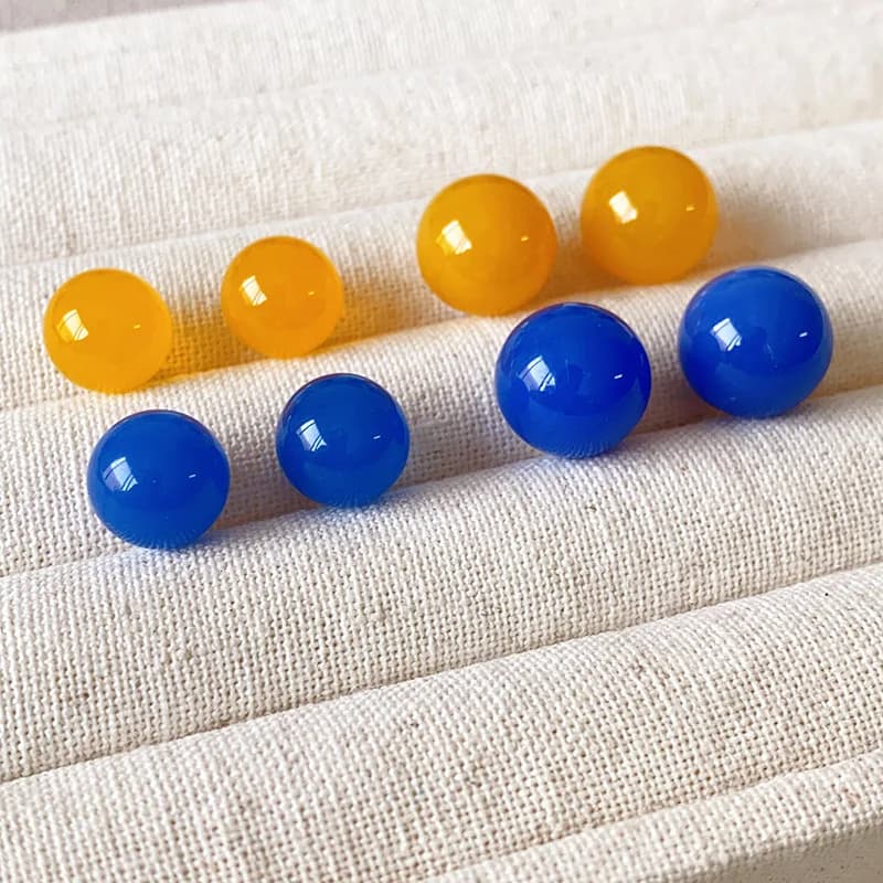 Capodanno Autunno Inverno Moda High-end 10mm Agata gialla 12mm Agata blu Perlina rotonda Pendolarismo Orecchini versatili per le donne