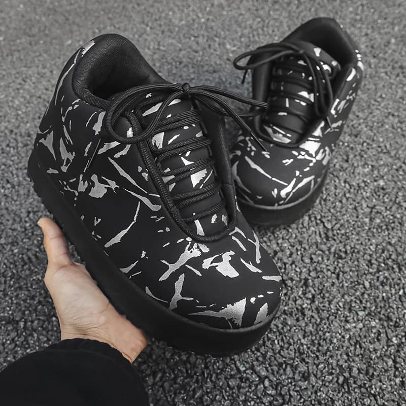 Sneakers Casual Plus Size 44 45 Uomo Donna Designer Scarpe con Suola Larga Moda Casual in Pelle con Rialzo Interno