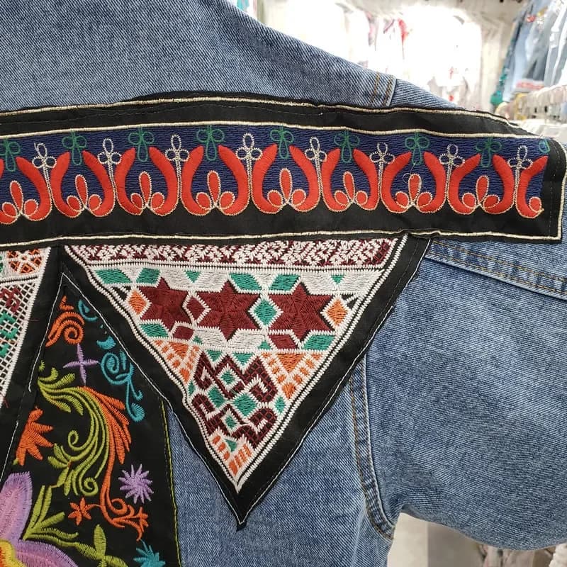 Vintage Blue Embroidery Sequins Tassels Denim Jacket Women Cowboy Outerwear Autumn Loose Short Big Pocket Jeans Jacket Female