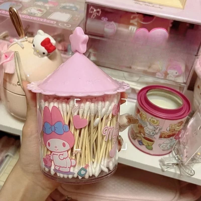 Organizzatore per bastoncini cotone trasparente a tema anime e cartoni animati, contenitore da scrivania a carosello, stile Macaron Kuro Mi, portaoggetti da scrivania, contenitore per trucchi