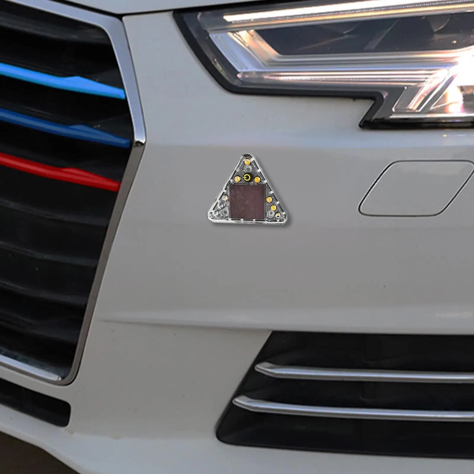 Spia per auto Triangolo solare per auto Lampada a LED posteriore Installazione semplice Fanale posteriore automobilistico per camioncino RV Berlina
