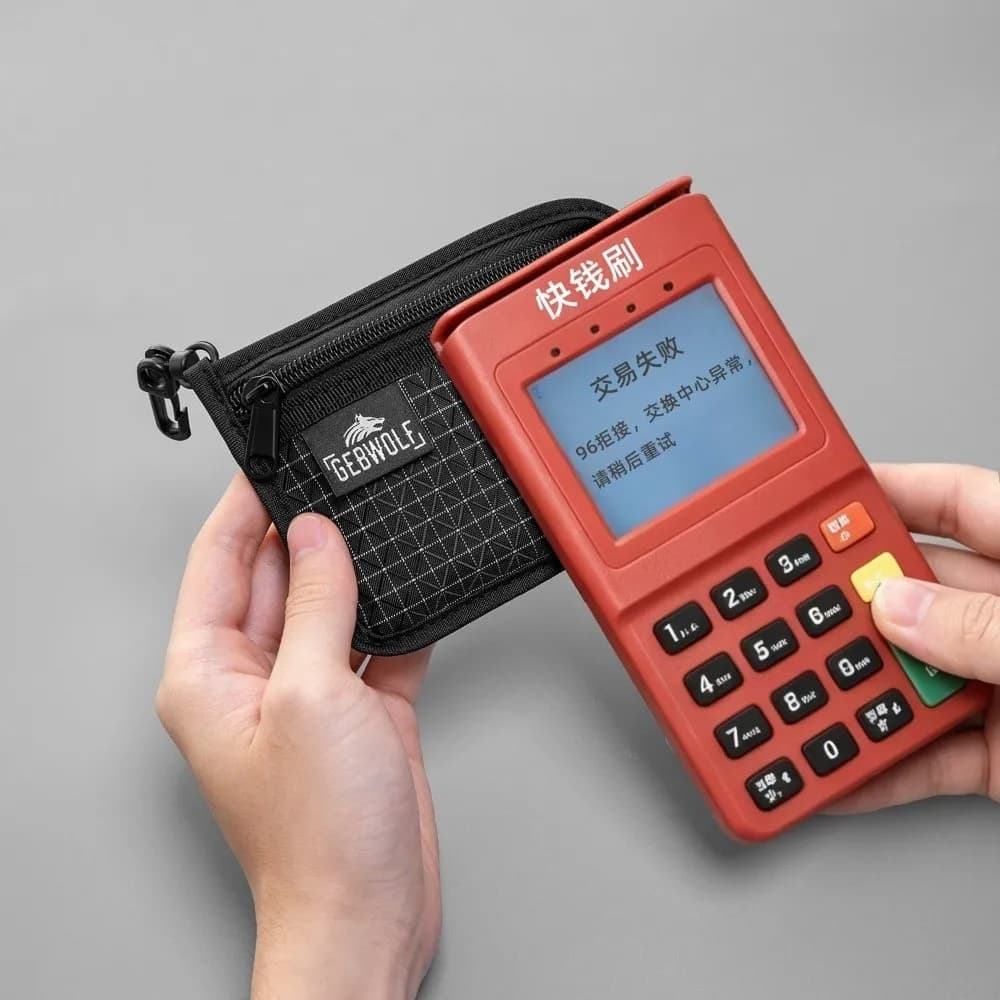 Portable Fabric Zip Wallet Compact Size Grid Pattern Passport Holder Key Clip Black Key Wallet Passport Carrying