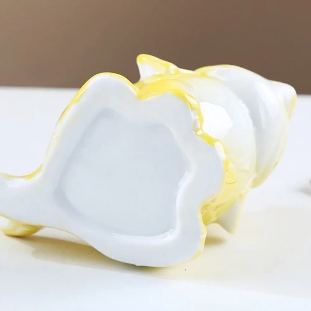 Cute Fish-shaped Ceramic Succulent Planter Artistic Unique Plant Pot Ornament Handcrafted Simulated Air Plant Holder Office