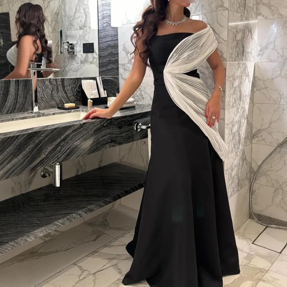 New Black And White Patchwork Pleated Strapless Evening Gown, Slim And Elegant Party Dress