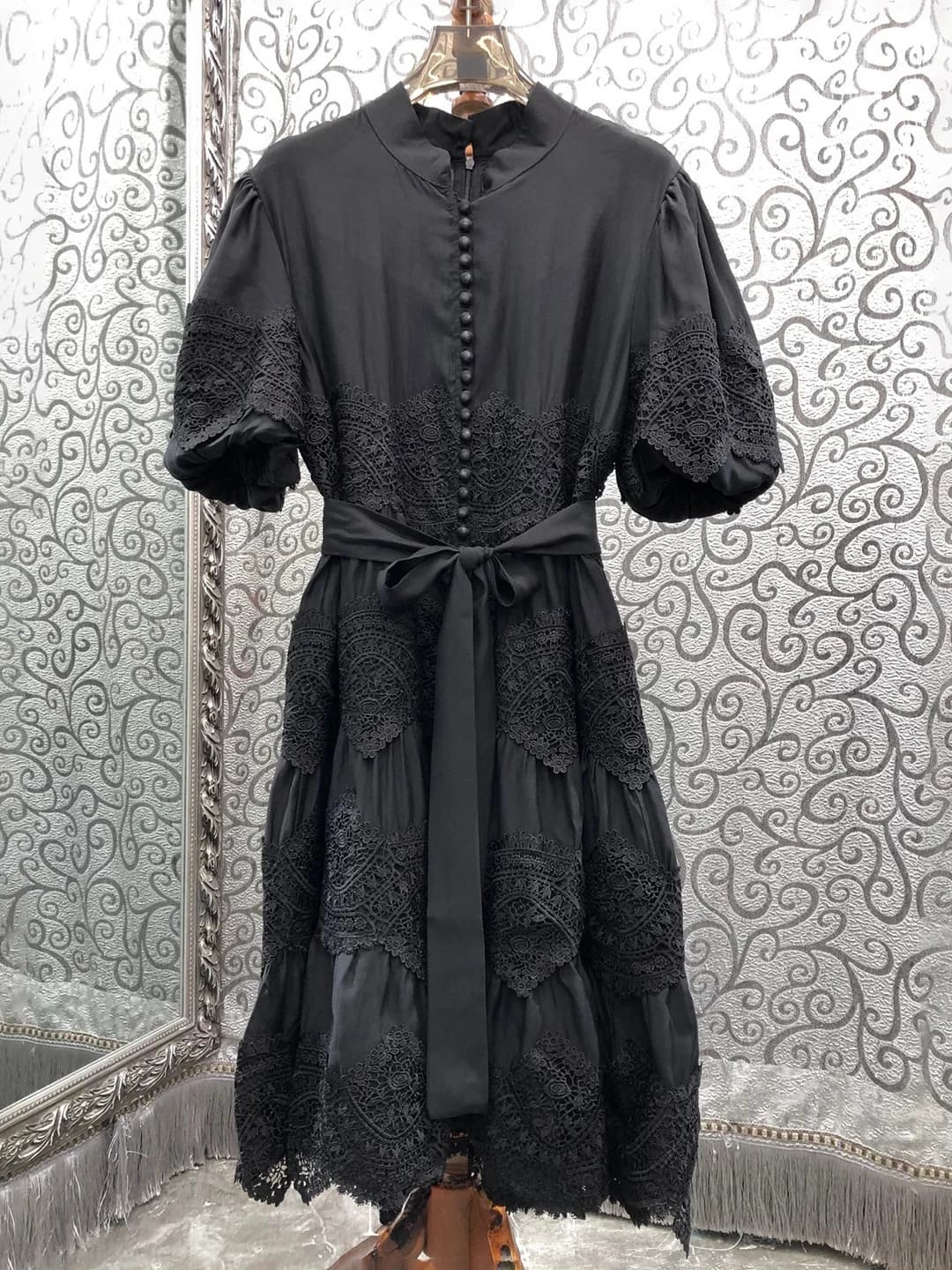 Milan Small Town Luxury Light Color Block Bubble Sleeve Dress Waist Belted Water Soluble Flower Splicing A-Line Dress