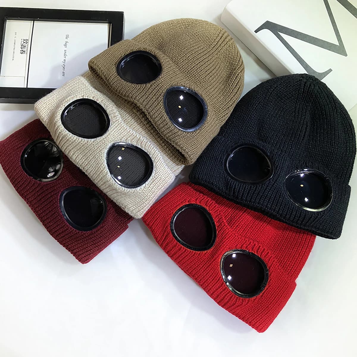 Unisex Men Women Knitted Hat with Goggles Winter Windproof Warmer Ski Beanies Soft Warm Anti-slip Ear Protection Garros Caps
