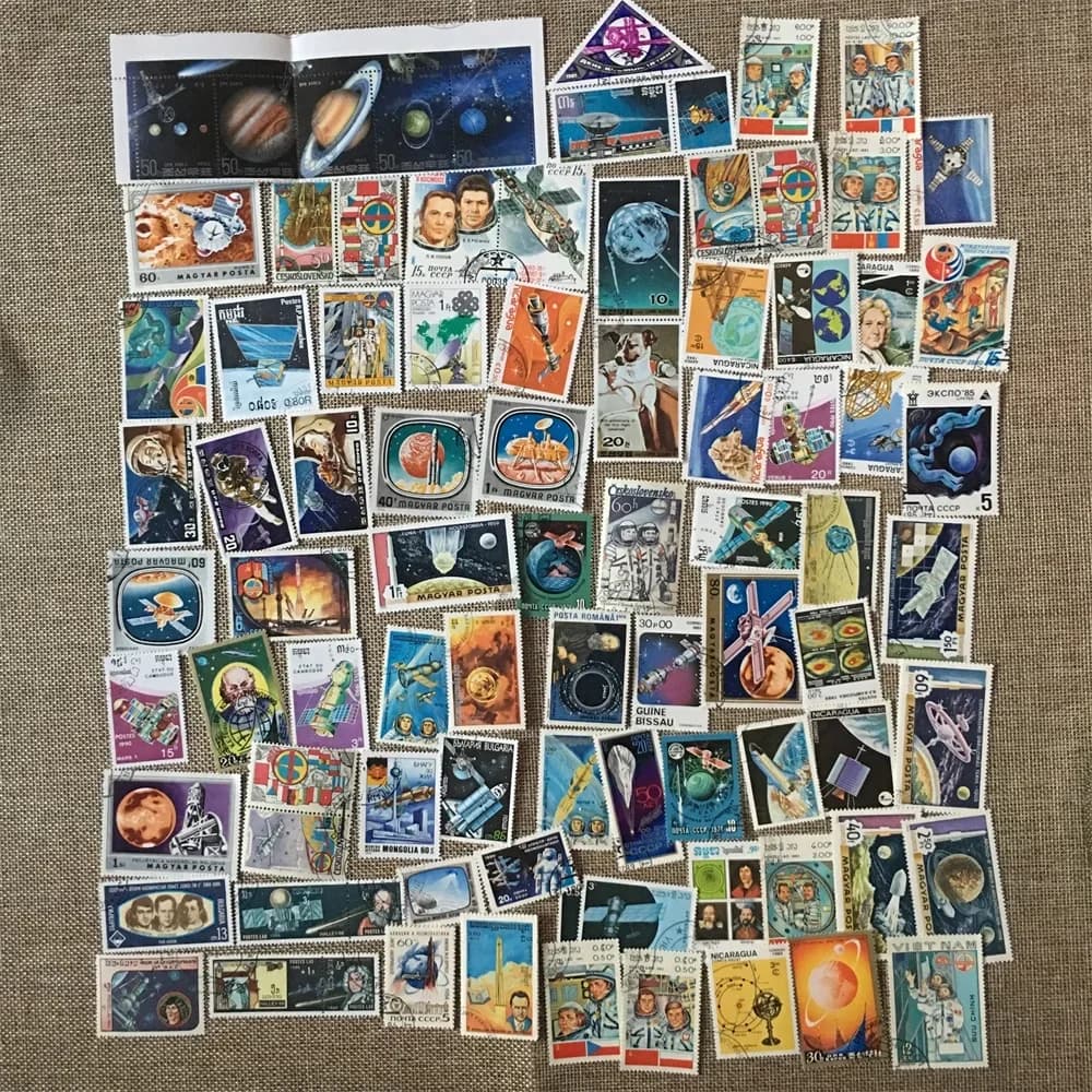 50Pcs/Set Astronaut Space Satellite Different From Many Countries NO Repeat with Postmark Postage Stamps for Collecting