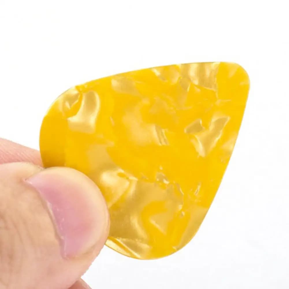 30 pz plettri per chitarra plettri per basso chitarre acustiche elettriche Ukulele 0.5/0.75/1mm sottile colorato amore cuore celluloide plettro