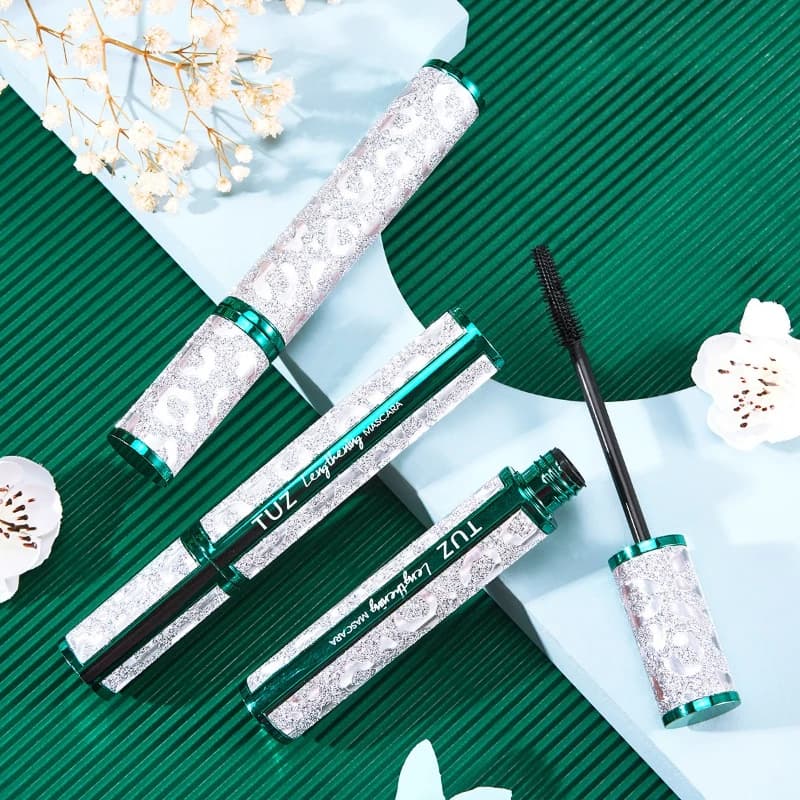 Mascara riccio impermeabile e lungo Denso senza tintura debole Mascara Mascara arricciante nero estremo Formula a lunga durata