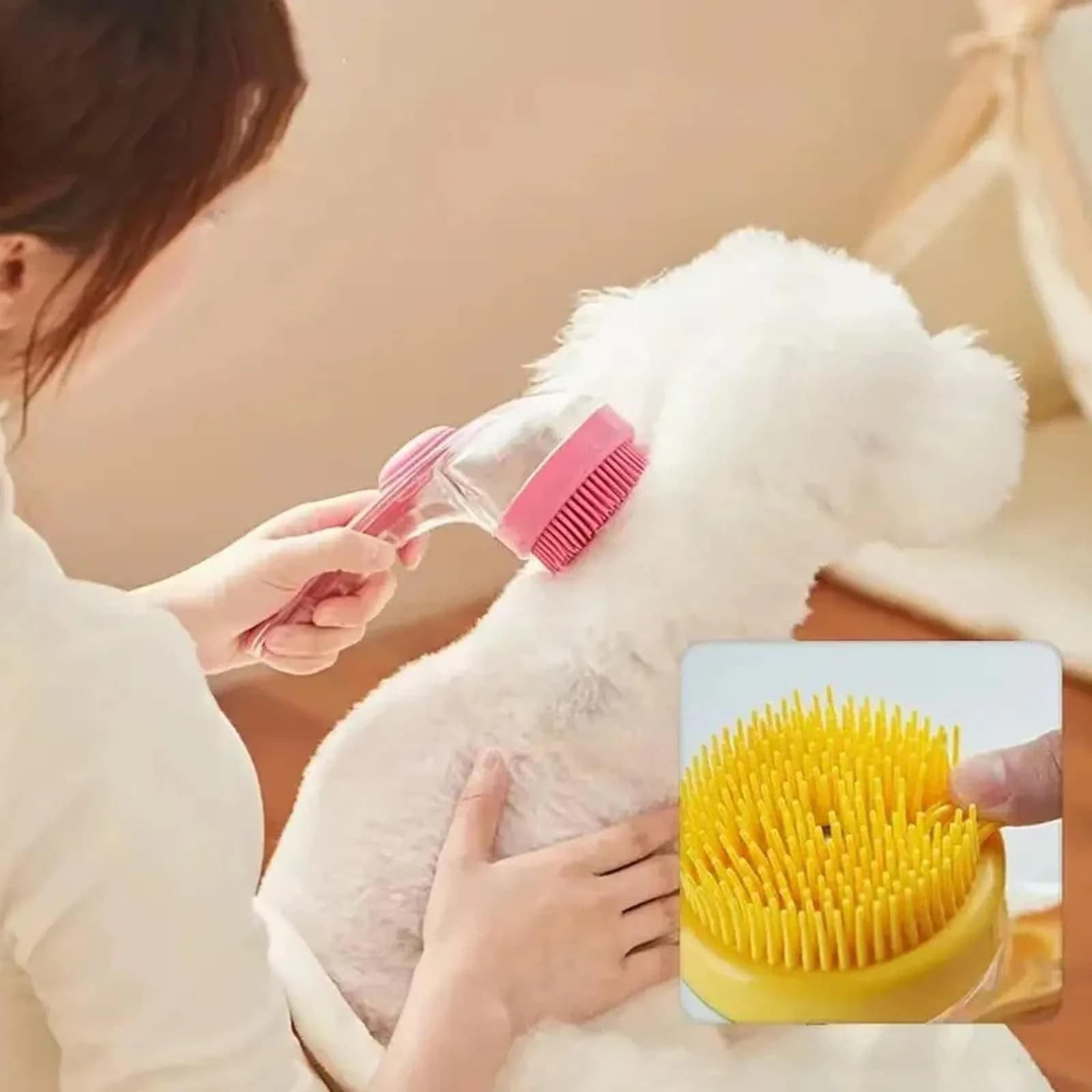 Spazzola da bagno multifunzionale per animali domestici con manico lungo con massaggio riempito di liquidi Shampoo per animali domestici in silicone Bagno Doccia Pulizia Spazzola fine