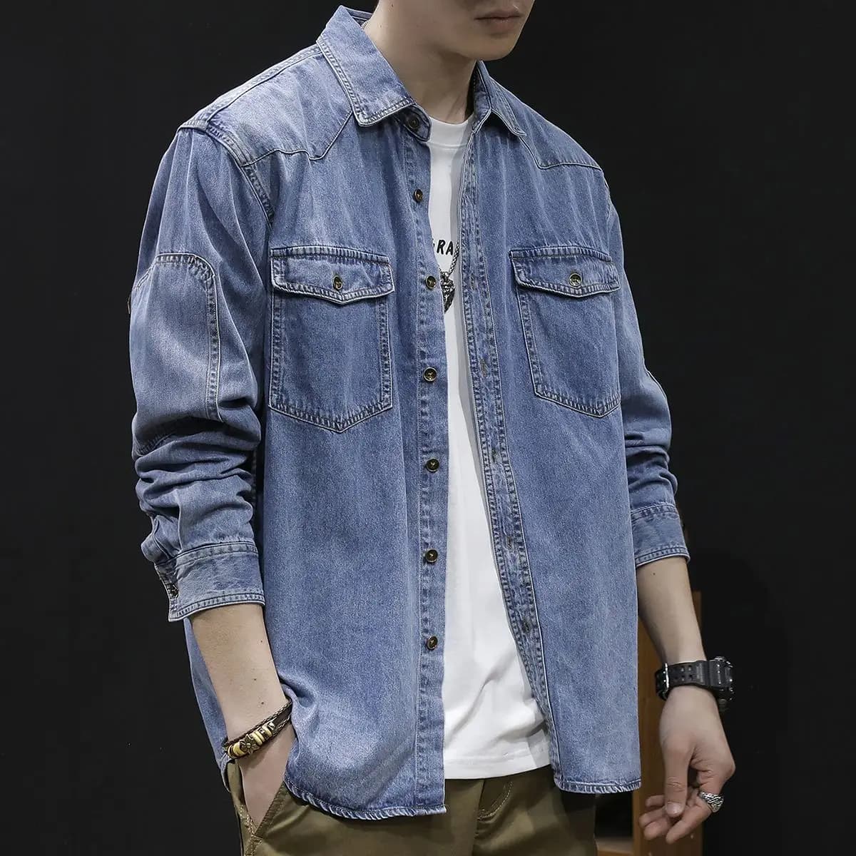 Camicia in denim da uomo in stile americano autunnale, casual, a maniche lunghe, in misto cotone e poliestere, comoda e alla moda per giovani.