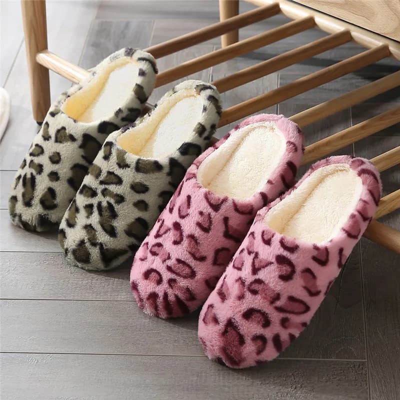 Pantofole da casa invernali in pelliccia per uomo e donna, con stampa leopardata, morbide e calde, colore del rivestimento casuale