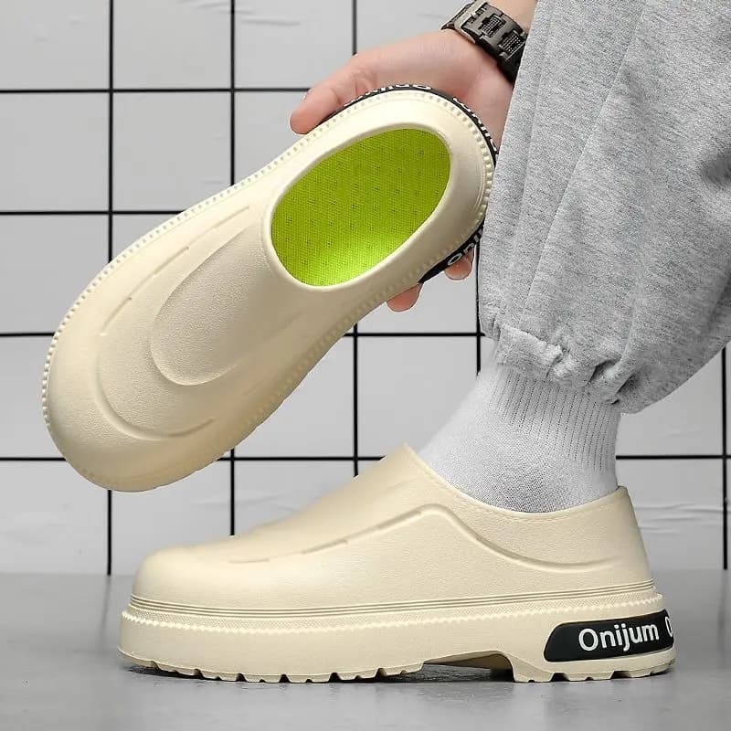 Men's Slippers Summer New Closed Toe Thick Sole Casual Slides Indoor Outdoor Sandals EVA Cushion Shoes