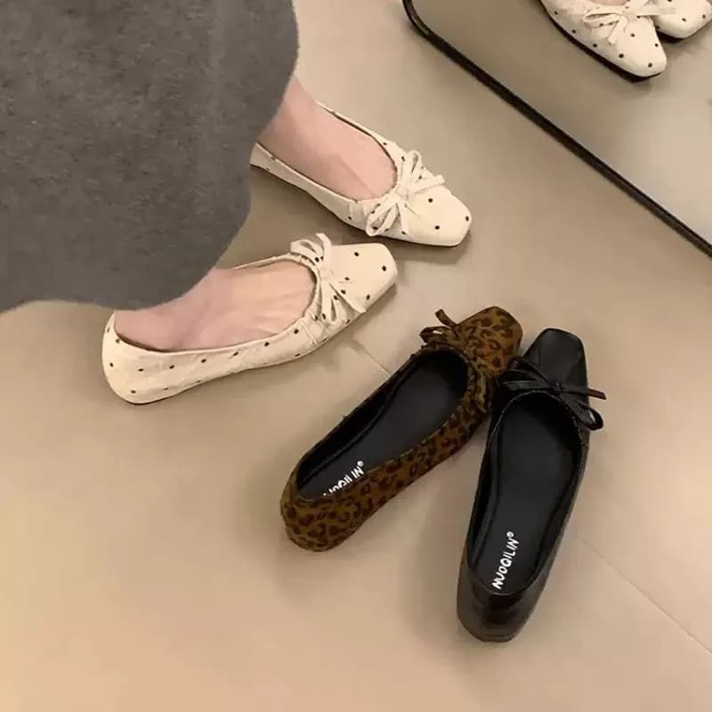Single shoes with inner plateau Gentle Storm Point, new slip-on women shoes with leopard print, model 2026, for commuting, elegant and trendy
