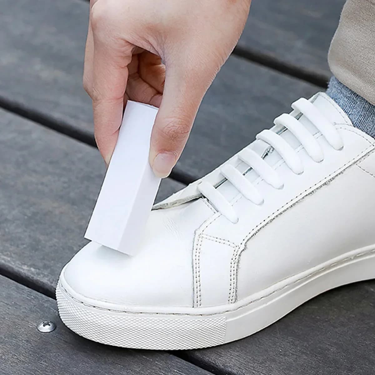 2pz - Nuovo Gomma per Scarpe Bianche Lucide, Gomma Decontaminante Speciale per Sneakers Opache, Semplice e Facile da Usare, Accessori per Scarpe