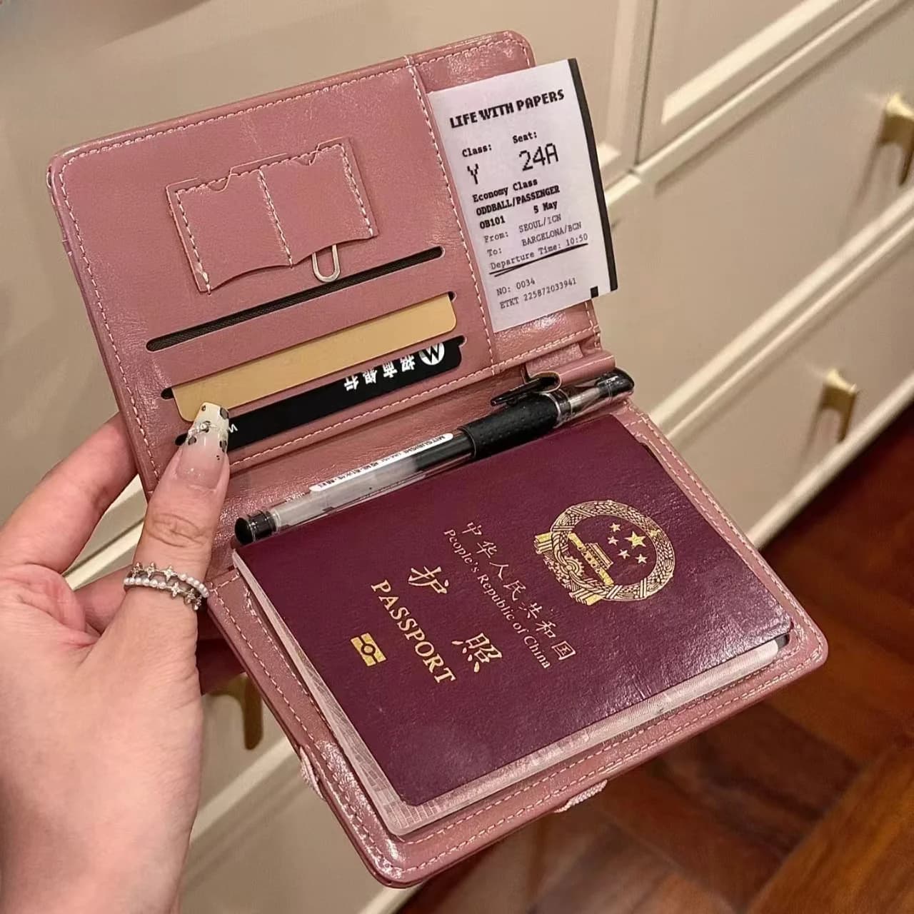 Nuovo Portadocumenti Multifunzionale da Donna, Porta Carte e Passaporto, Organizer da Viaggio Integrato