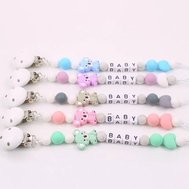 Clip per ciuccio per bambini Nome personalizzato Massaggiagengive Neonati Succhietto Dentizione Giocattoli Manichino Porta capezzoli Catene per clip Accessori per neonati
