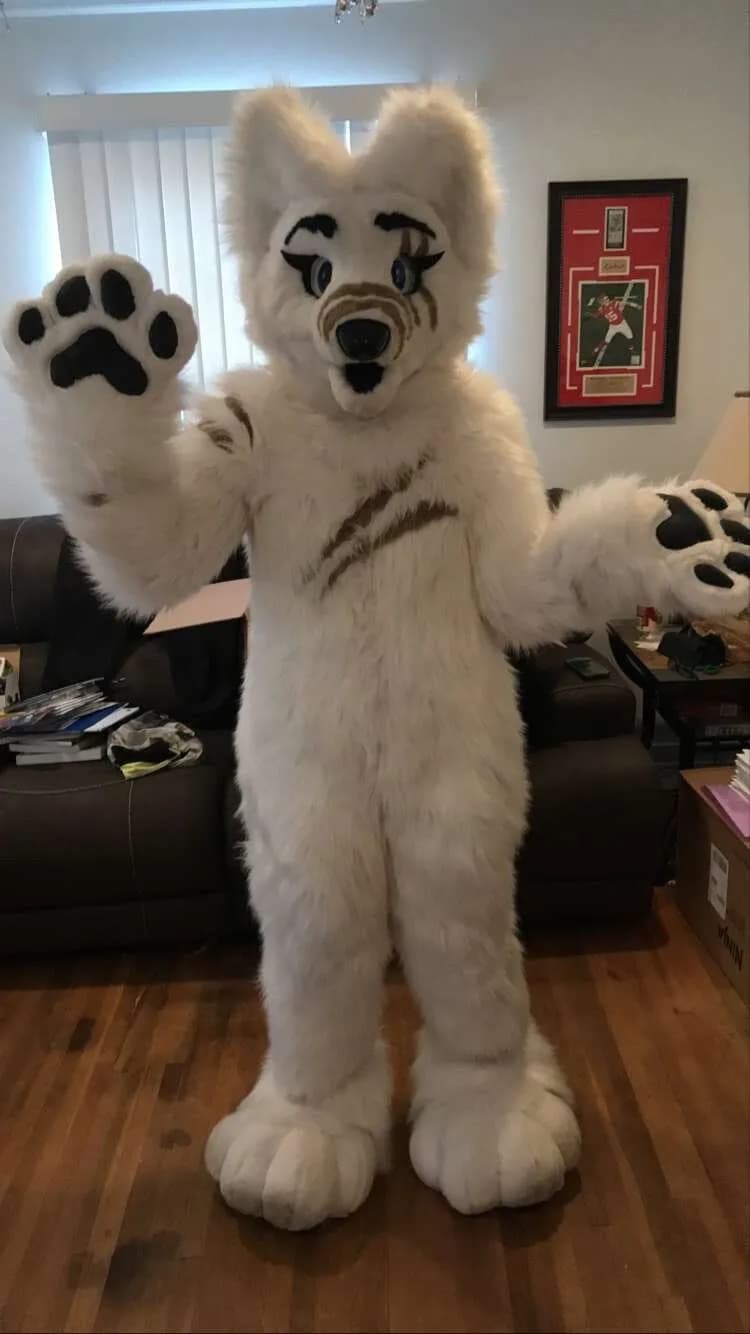 White Long Fur Husky Wolf Fursuit Fox Dog Mascot Costume Full Body Walking Doll Outfit Halloween Christmas Fancy Party Dress