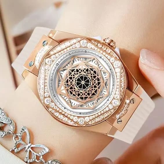 Hanbro Women Quartz Watch 36mm Ladies Wristwatch Luminous 50m Waterproof Silicone Strap