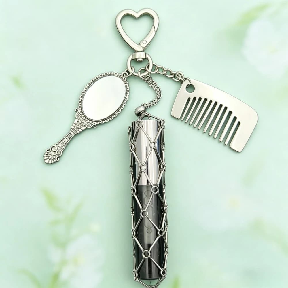Portachiavi Vintage in Rete Metallica con Borsa per Rossetto, Ciondolo Portatile con Tasca a Rete, Specchio e Mini Pettine, Anello Portachiavi Multifunzionale, Regalo Donna