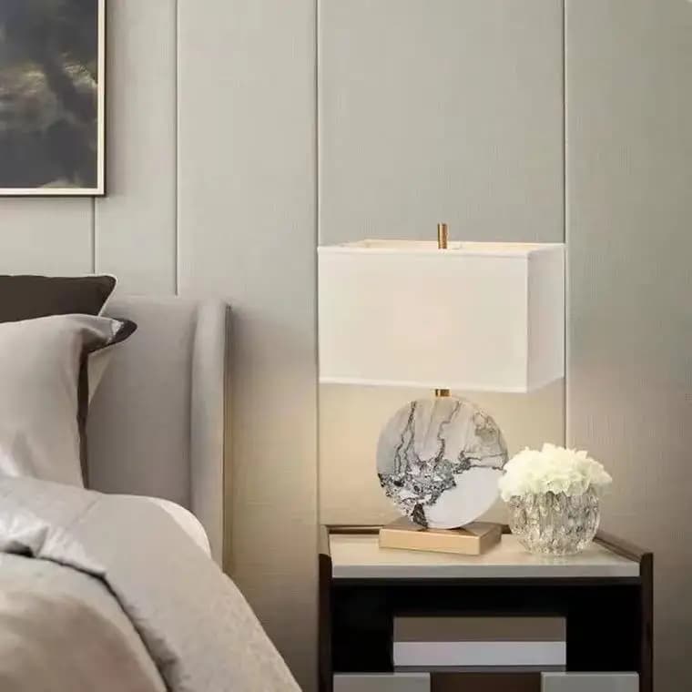 Nuova lampada da scrivania cinese per camera da letto, studio di design, hotel, stile cinese, semplice soggiorno, modello creativo, lampada da comodino