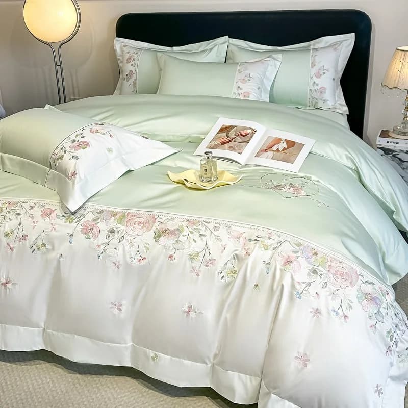 Set di Biancheria da Letto di Lusso 100% Cotone con Ricami Floreali, Copripiumino, Lenzuolo Piatto/Con Angoli e Federe, 4 Pezzi, Misure Queen e King