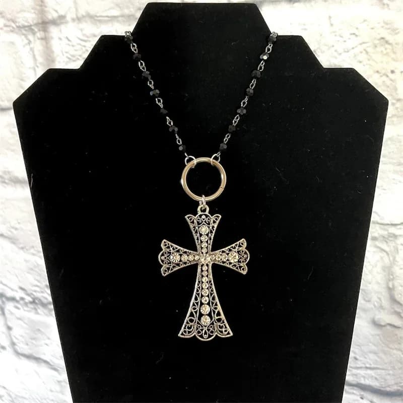 Collana Gotica Vittoriana Grande con Croce e Anello a O, Catena con Rosario in Cristallo Nero, Gioielli Alternativi Punk per Donne e Uomini