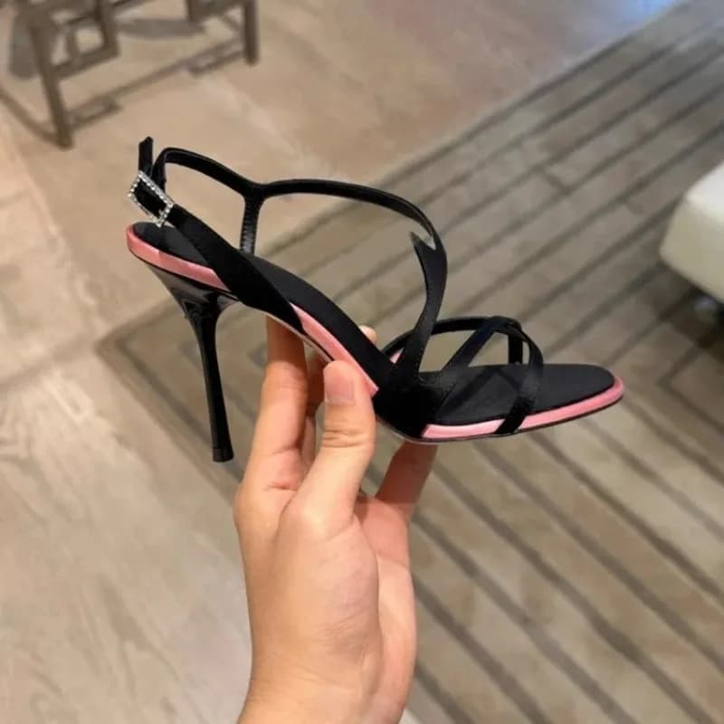 Tacchi alti a spillo 2026 Nuova estate Open Toe Raso Color Block Temperamento Sandali versatili per le donne