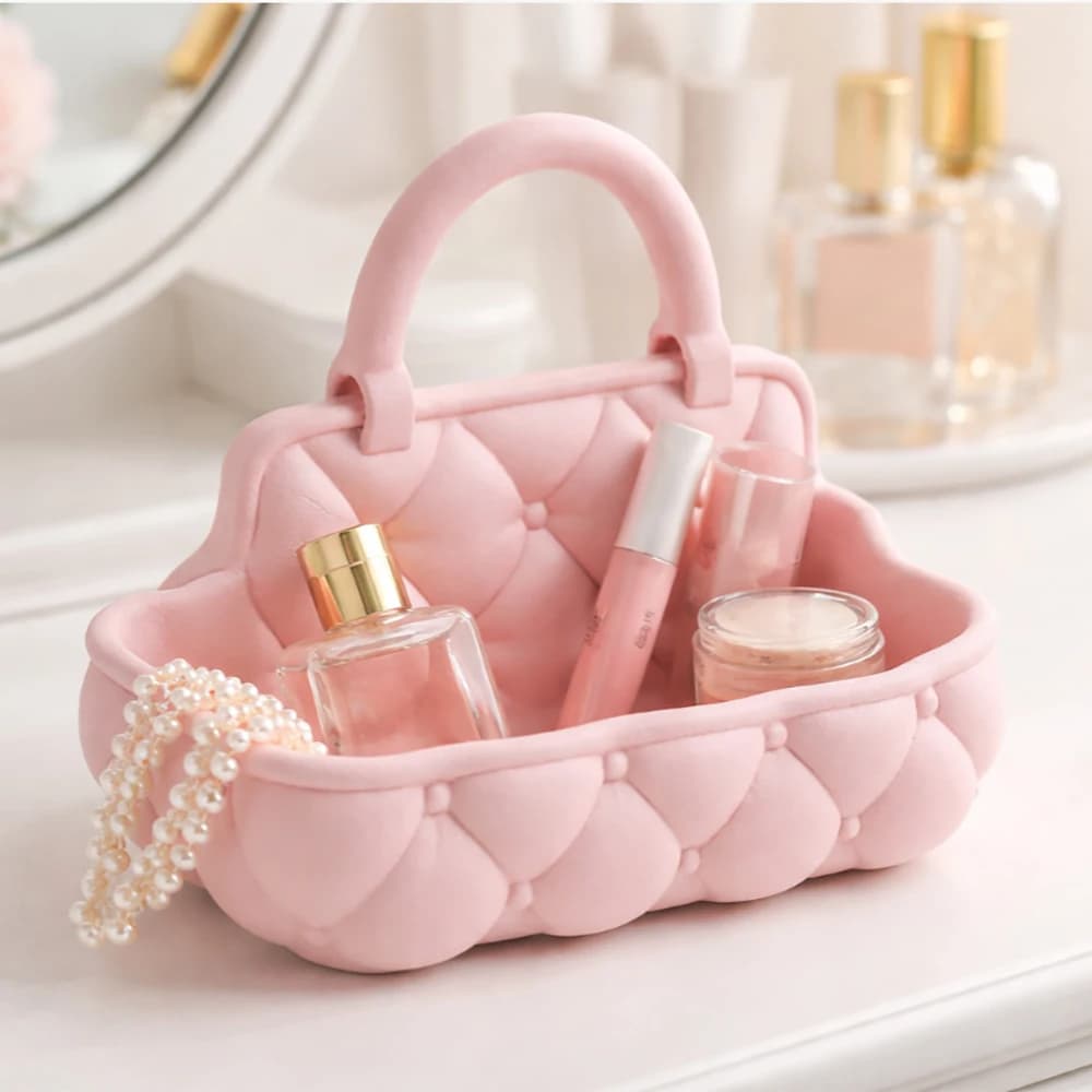 Cestino portaoggetti da scrivania a forma di borsa trapuntata, stile dolce e caldo, per decorazione e organizzazione domestica.