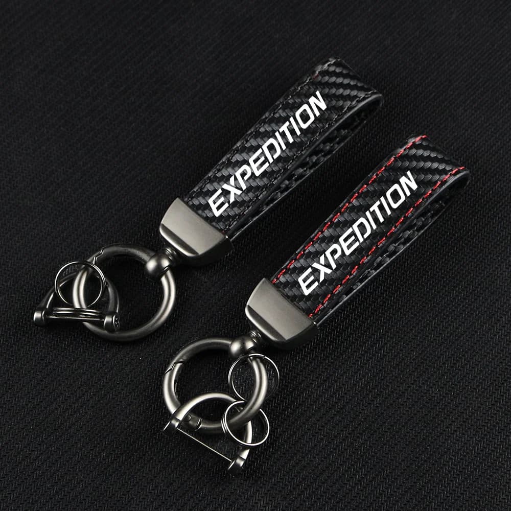 Car Keychain Carbon Fiber Leather Rope Key Chain Pendant Keyring Horseshoe Buckle for EXPEDITION Fiesta FIGO FOCUS Accessories