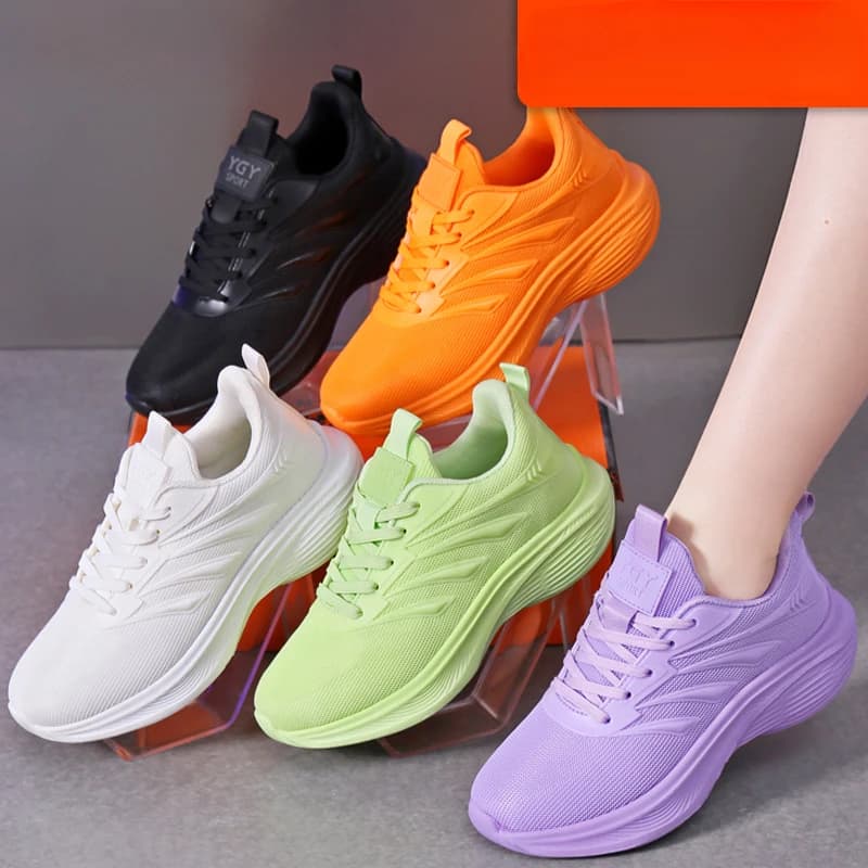 2024 nuove scarpe da corsa unisex leggere e con suola morbida, traspiranti, da salto, da ballo quadrato, casual e alla moda